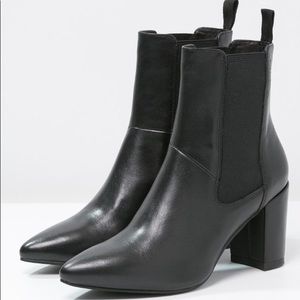Vagabond Saida Heeled Boots - (sz37)